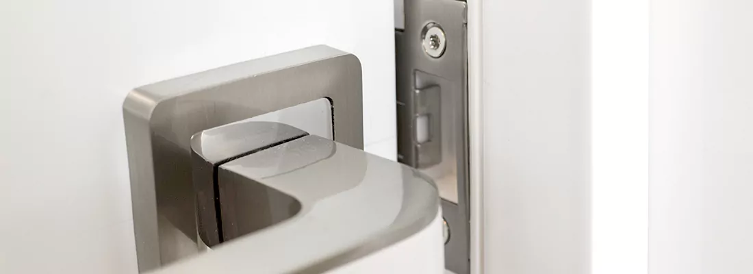 Seamless Integration of Magnetic Locks with Access Control Systems in Pinecrest, FL
